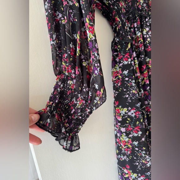 NWT! Floral Maxi Dress - Picture 4 of 5